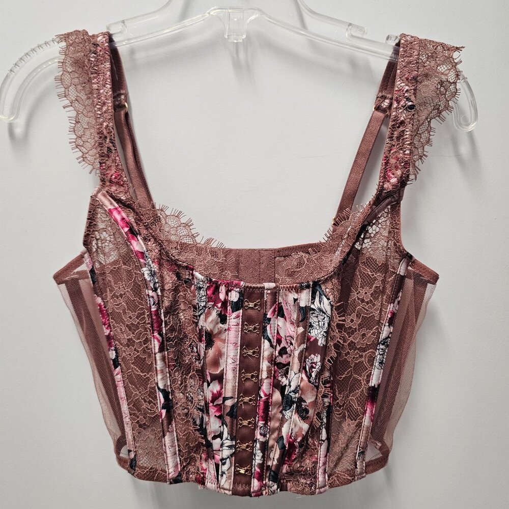 Viktoria Secret very sexy Corset top. Size 32 B.